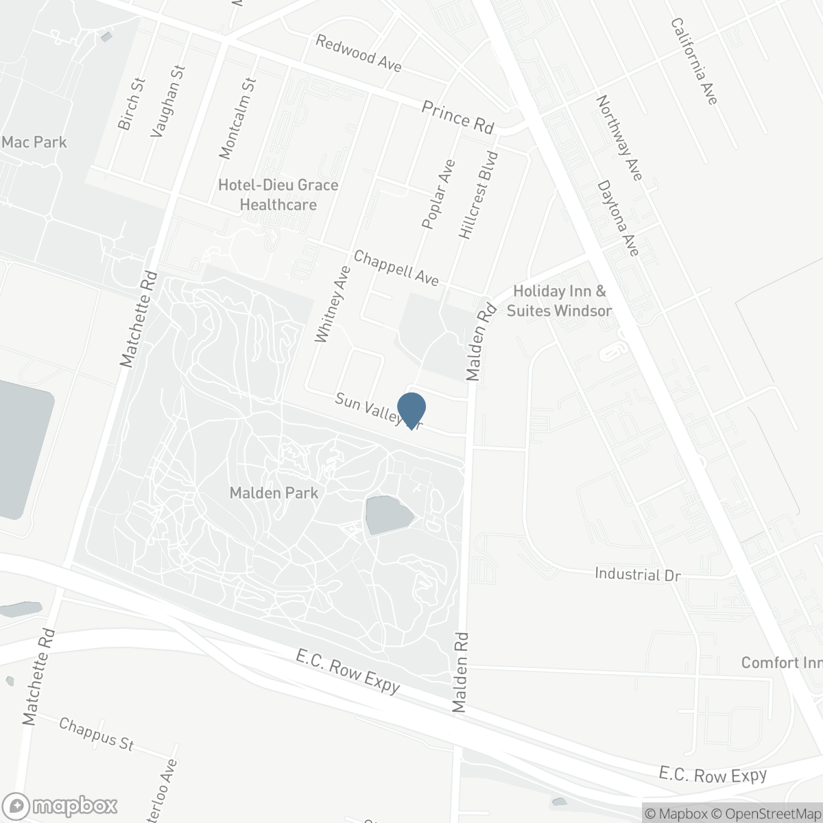 1714 SUN VALLEY DRIVE, Windsor, Ontario N9C 3R2